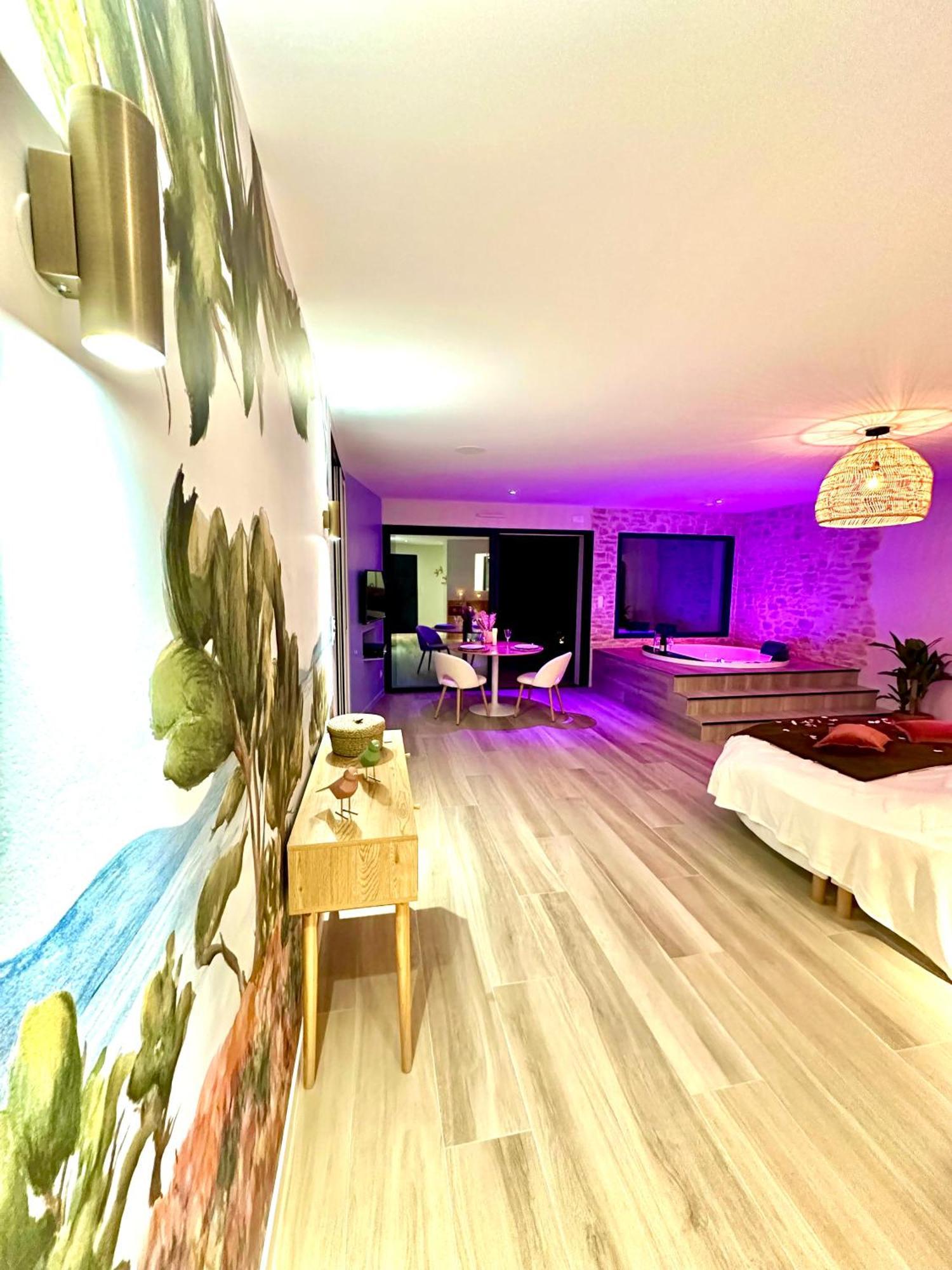 Les Suites Du Payre - Suite Romance Saint-Hilaire-de-Talmont Exterior photo